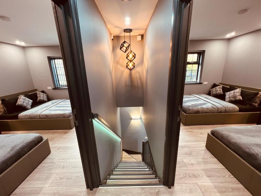 Urban Escape *4 Bedroom House* With Free Parking Birmingham Esterno foto