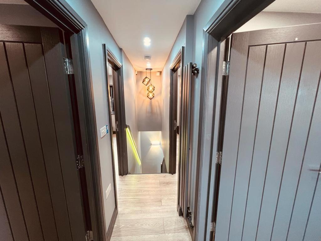 Urban Escape *4 Bedroom House* With Free Parking Birmingham Esterno foto