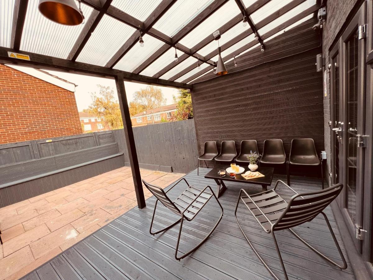 Urban Escape *4 Bedroom House* With Free Parking Birmingham Esterno foto