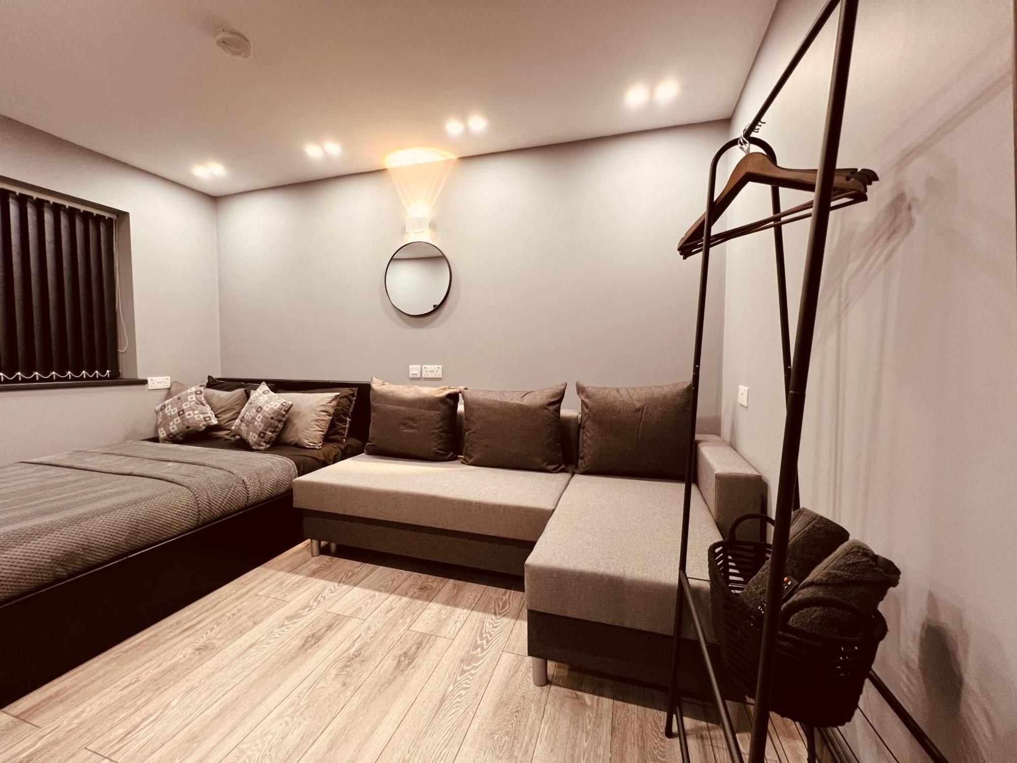 Urban Escape *4 Bedroom House* With Free Parking Birmingham Esterno foto